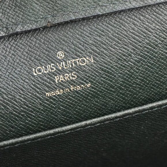 LOUIS VUITTON LV Logo BAIKAL Clutch Hand Bag Taiga Leather Green - Picture 9 of 14